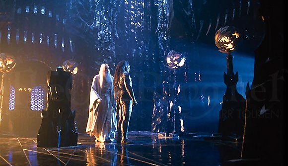 Saruman  se svým pohůnkem Lurtzem