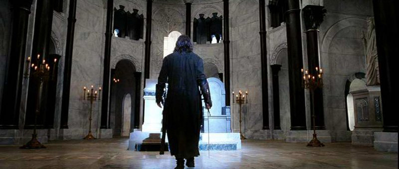 Aragorn v Minas Tirith